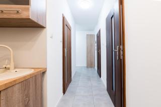 Poznań Wschód Homely Apartment by BookingHost - 1