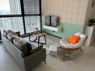 High Floor, 3BR 3queen bed, 2 parking, Urban Suites by XWHome - Jelutong - 1