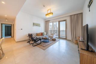 Homes Beyond I 2 BR Apartment with Panoramic Creek View - Dubai - 7