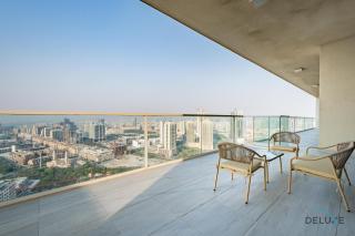 Spectacular 4BR Penthouse with Assistant Room in Hameni Tower, JVC by Deluxe Holiday Homes - 8