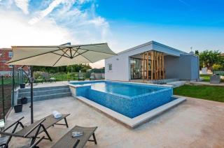 Ferienhaus In Šegotići Mit Großem Garten - Šegotići - 7