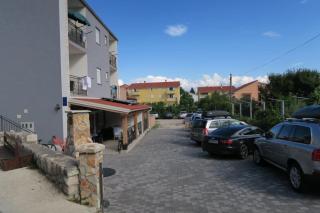 Familienwohnung 1 - 6