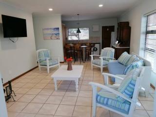 Travellers Treat Agulhas 8 sleeper - 5