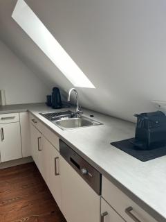 Charmante Dachgeschosswohnung in Lage - 4