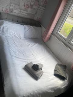 Charming Chalet Nestled in heart of Clarach Bay - Aberystwyth - 1