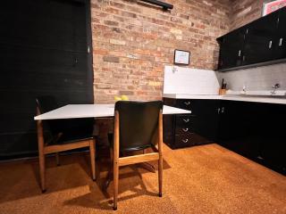 The Coachhouse - studio apartment - Goulburn - 2