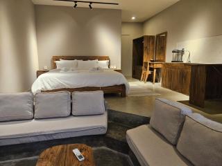 Hotel Blossom - Pokhara - 0