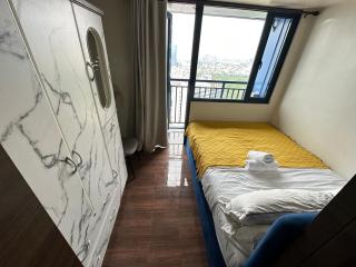 Air residences makati with balcony city lights view - Manila - 2