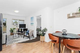 3 Cute Cunningham close to Subiaco - sleeps 2 - Perth - 1