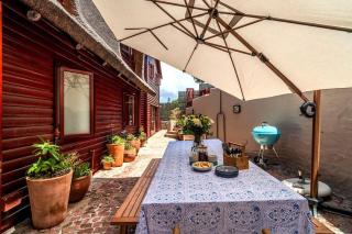Stunning Glencairn home close to beach - 4