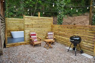 Wildwood Quarry Retreat - Mold - 7