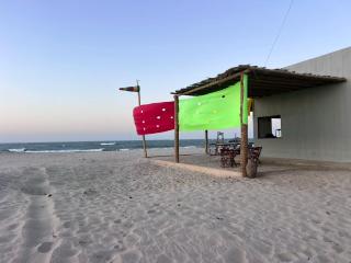 Maraville - Pé na areia, super aconchegante, frente mar com internet - Luis Correia - 8