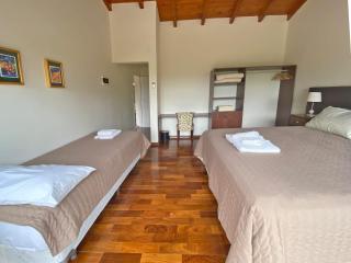 Elegant Getaway Complex in Villa Amancay Calamuchita - 3