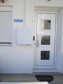 Enastron Cozy & Quiet Apartment - Heraklio - 9