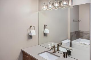 Stonegate Resort Unit B401 - Big White - 1