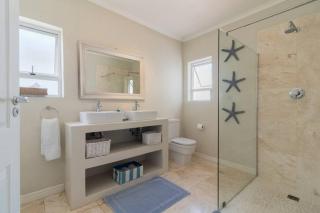 La Petite Baleine Oceanfront Luxury Villa - De Kelders - 4