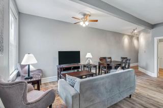 Beautiful Rehabbed Unit in Shaw Community - 4226b - 7