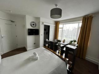 Preston Room Let - Yeovil - 6