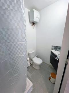 Mini-studio de 10m² en centre-ville de Béziers - Béziers - 7