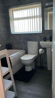 Stylish 3 bedroom house - Whitchurch - 2
