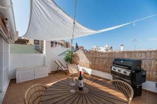 Urban Charm Rooftop Apartment with Vista - Málaga - 5