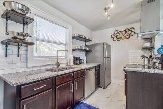 Near OU Medical Bricktown an Artist Apartment - 6