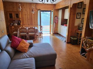 Home & Garden - 9