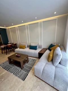 Studio pivoine 27 CFC à 2mn - 3