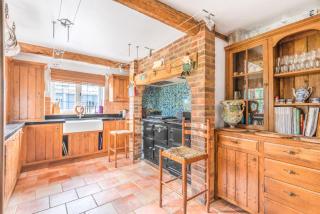 Huge Cottage for Sophisticated Hen Party and Large Groups - 6