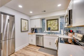 Less Than 1 Mi to Seabrook Island Beach Sunny Retreat! - Seabrook Island - 3