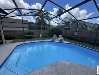 270 - Gracious 3 Bedroom Home Near Disney with Pool - Kissimmee - 0
