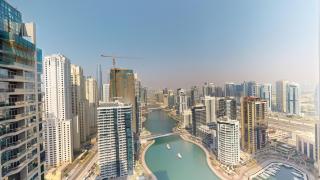 Vacationer Holiday Homes I Elegant 1 Bed l Stunning Marina View - 5