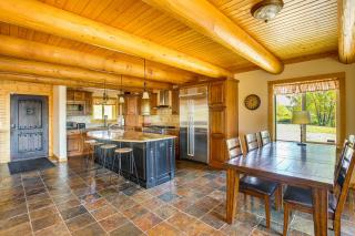 Secluded Iowa Home Near Hiking and Fishing! - 4