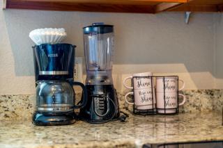 3BR Coastal Escape Near Beaches, Golf, Shops - 3