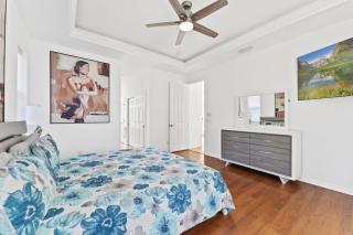 Cozy Escape North Port 3BR with Pool - 2