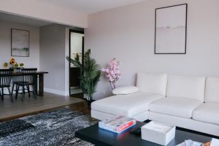 Personal Gym Luxury Balcony Condo - 0