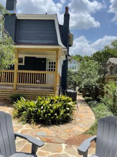 Downtown Birmingham Modern 2-Bedroom Gem - Birmingham - 9