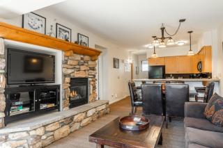 Mammoth Green #210 - Nearly Ski-in Ski-Out 2 Bedroom 2 Bath, Sleeps 6 on Golf Course - Mammoth Lakes - 7