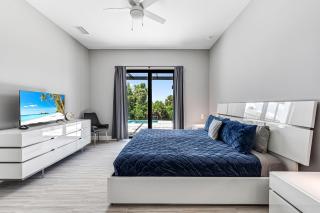 Simple Elegance - Cape Coral - 7