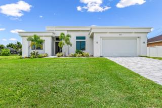 Simple Elegance - Cape Coral - 9