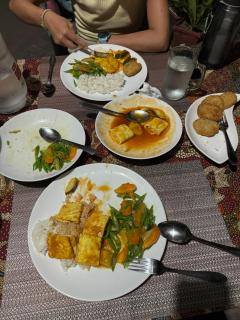 Naca Homestay - Manado - 8