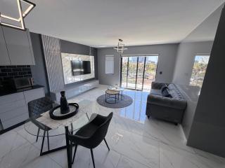 Exclusive Ultra-Luxury A Cut Above Apartments Century City by Vvip Bookings - Città del Capo - 7