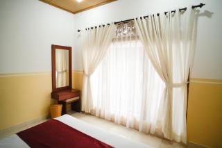 Brata's 2 Bedrooms Homestay with Private Kitchen - Ubud - 3