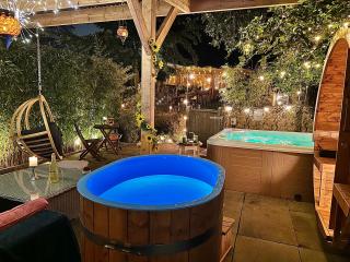 The Base Vegan Retreat Animal Sanctuary - Bristol - 9
