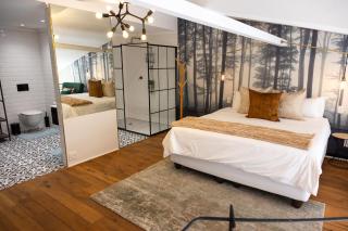 Loft Apartment in Gardens - 0