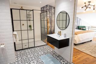 Loft Apartment in Gardens - 6