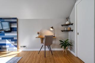 Nicollet Nook 1BR Upper-Level Retreat - 8