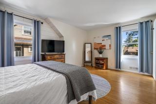 Nicollet Nook 1BR Upper-Level Retreat - 1