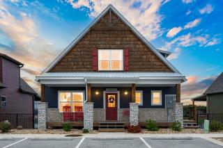 Table Rock Lake Views, Double Sided Fireplace, Free Attraction Tickets, Air Hockey - Branson - 9