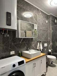Monique Luxury Apartment - Sarandë - 6